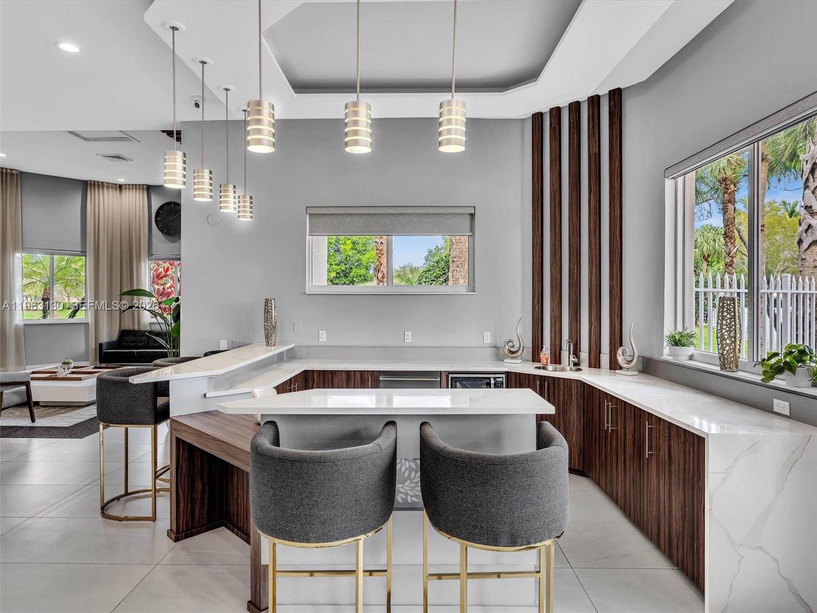 2237 NW 171st Ter Pembroke Pines, FL 33028