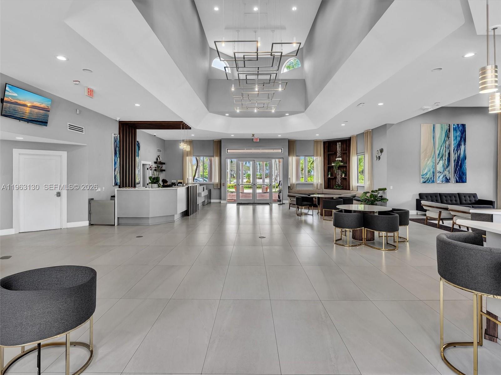 2237 NW 171st Ter Pembroke Pines, FL 33028