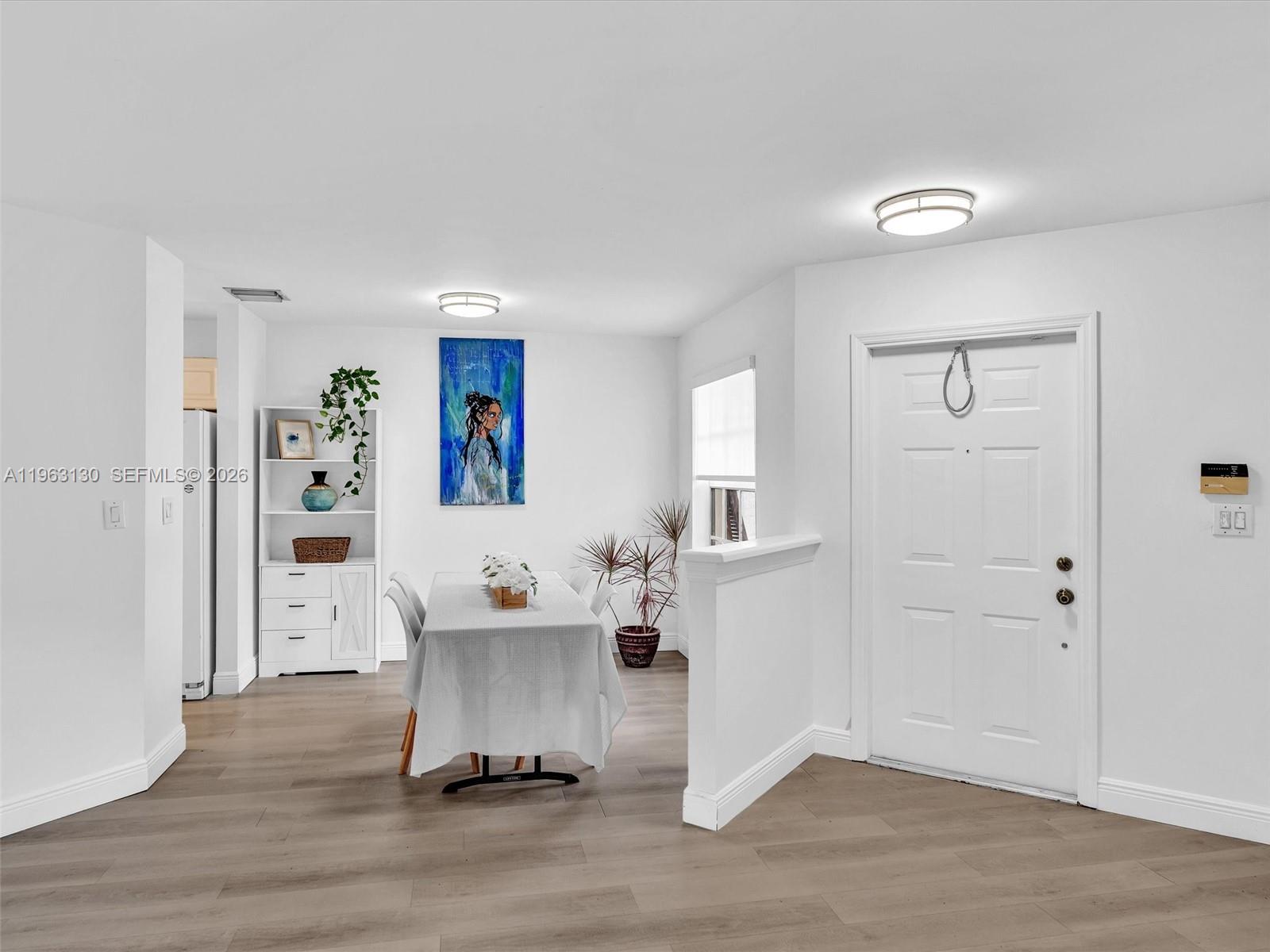 2237 NW 171st Ter Pembroke Pines, FL 33028