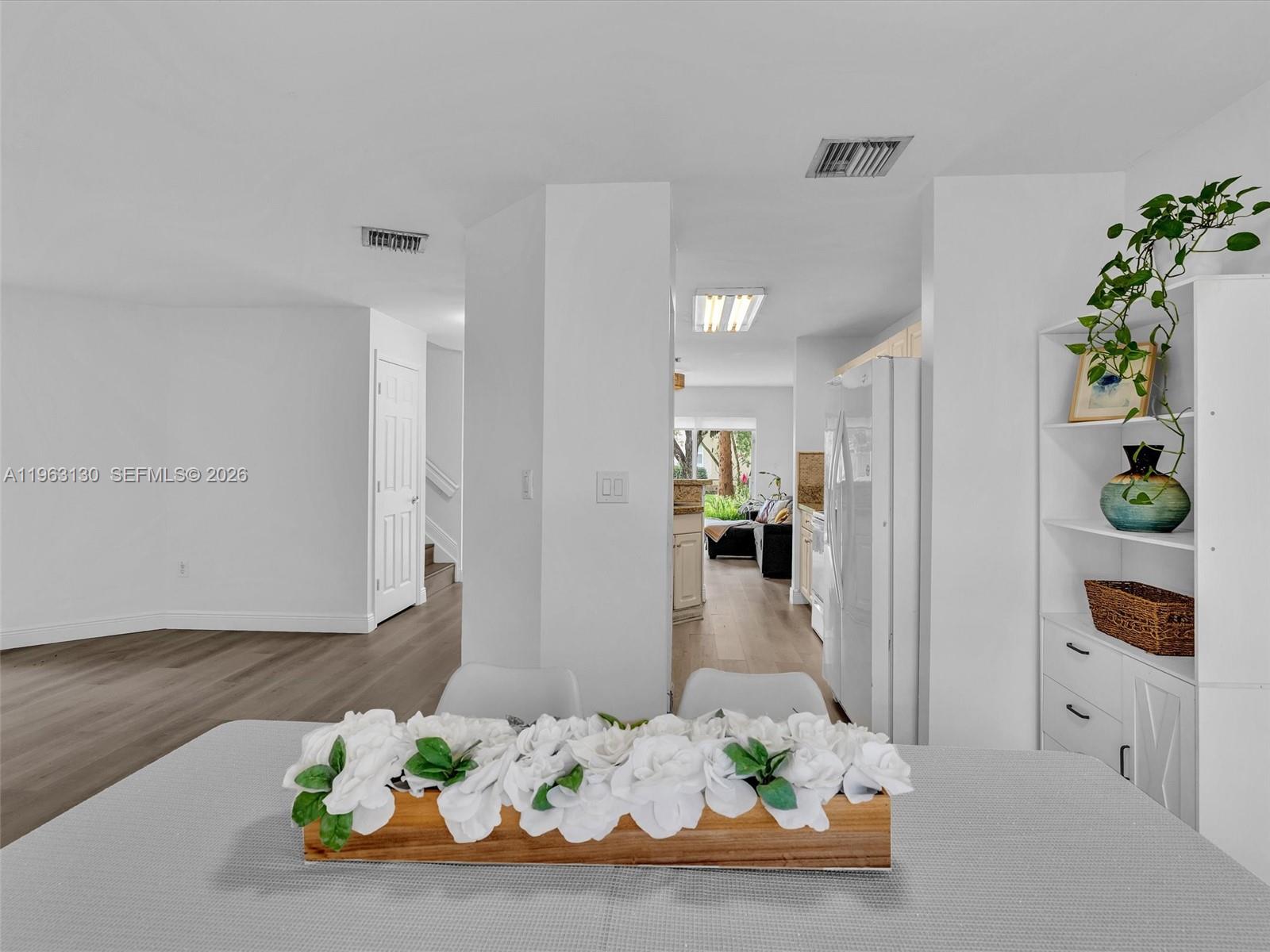 2237 NW 171st Ter Pembroke Pines, FL 33028