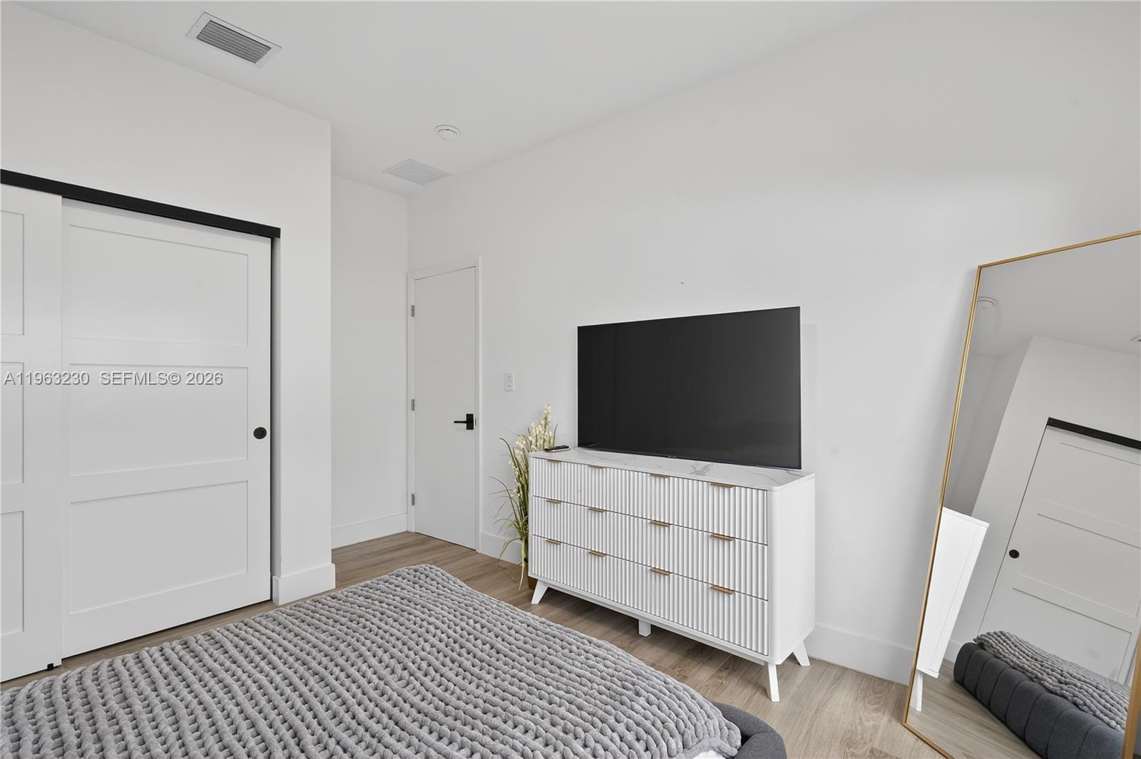 913 NE 15th St Fort Lauderdale, FL 33304