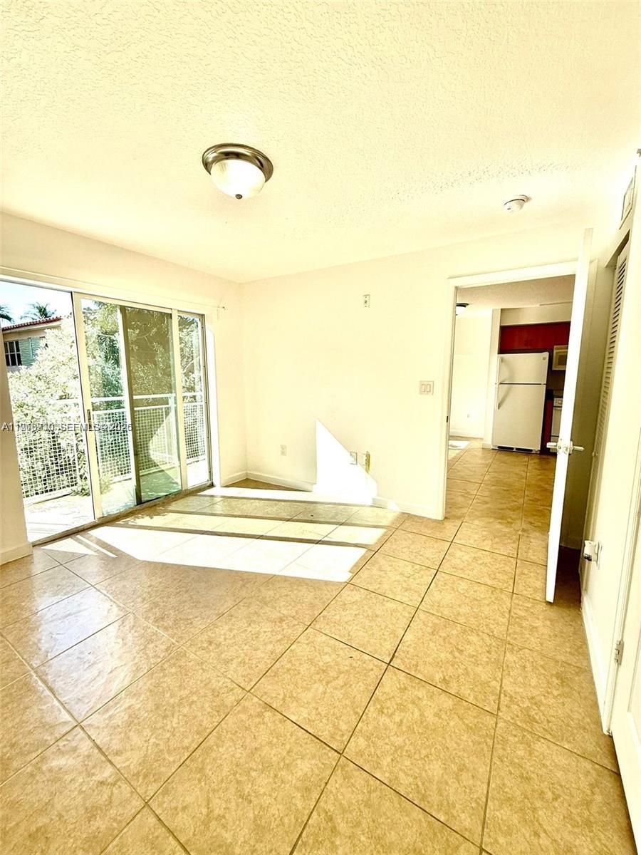 630 85th St #107 Miami Beach, FL 33141