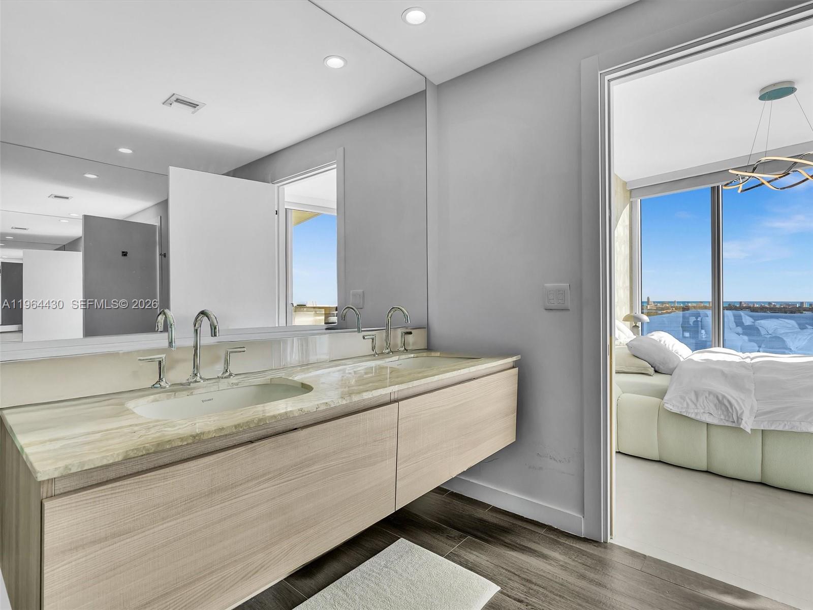 2900 NE 7th Ave #3307 Miami, FL 33137