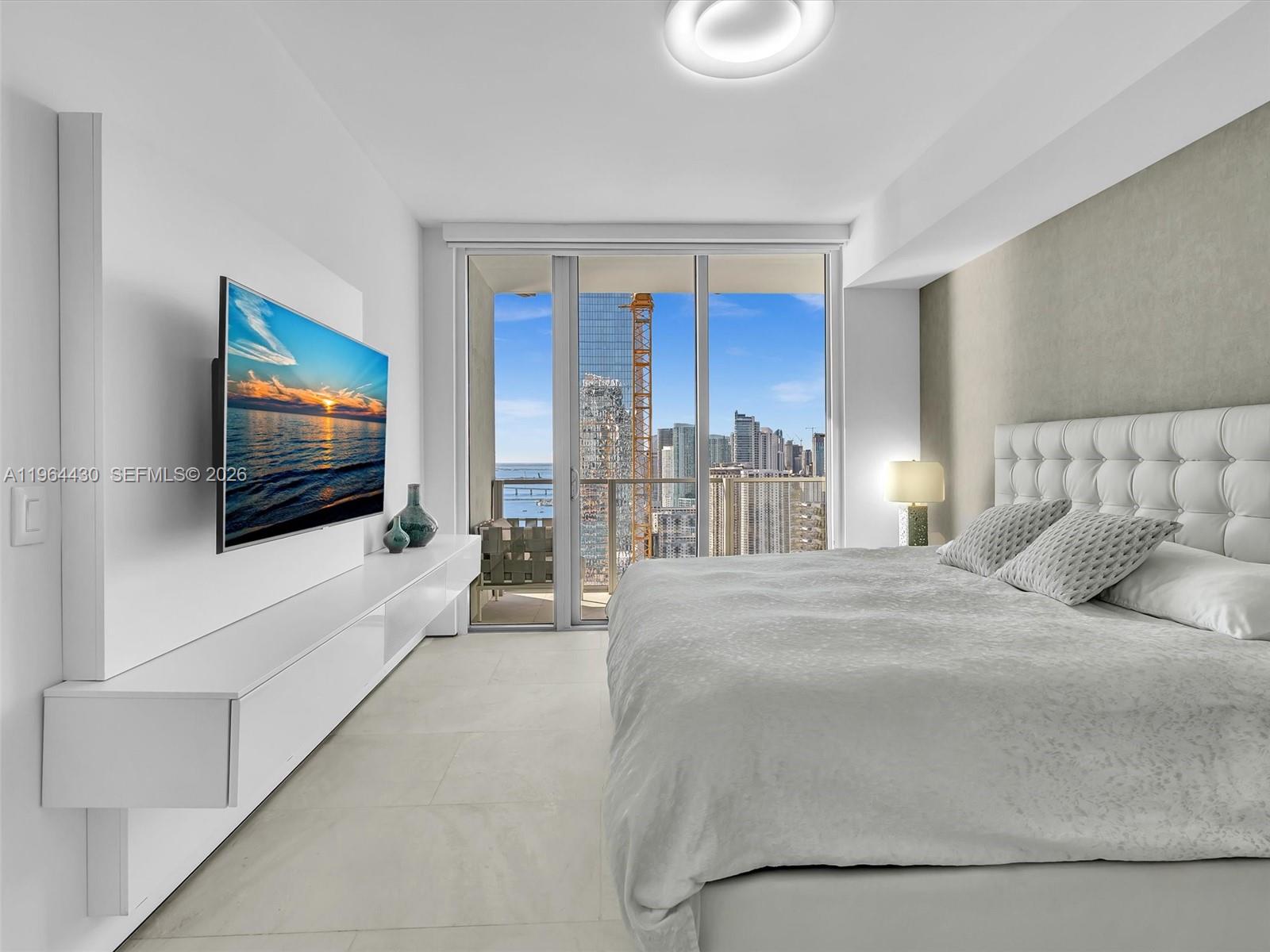 2900 NE 7th Ave #3307 Miami, FL 33137