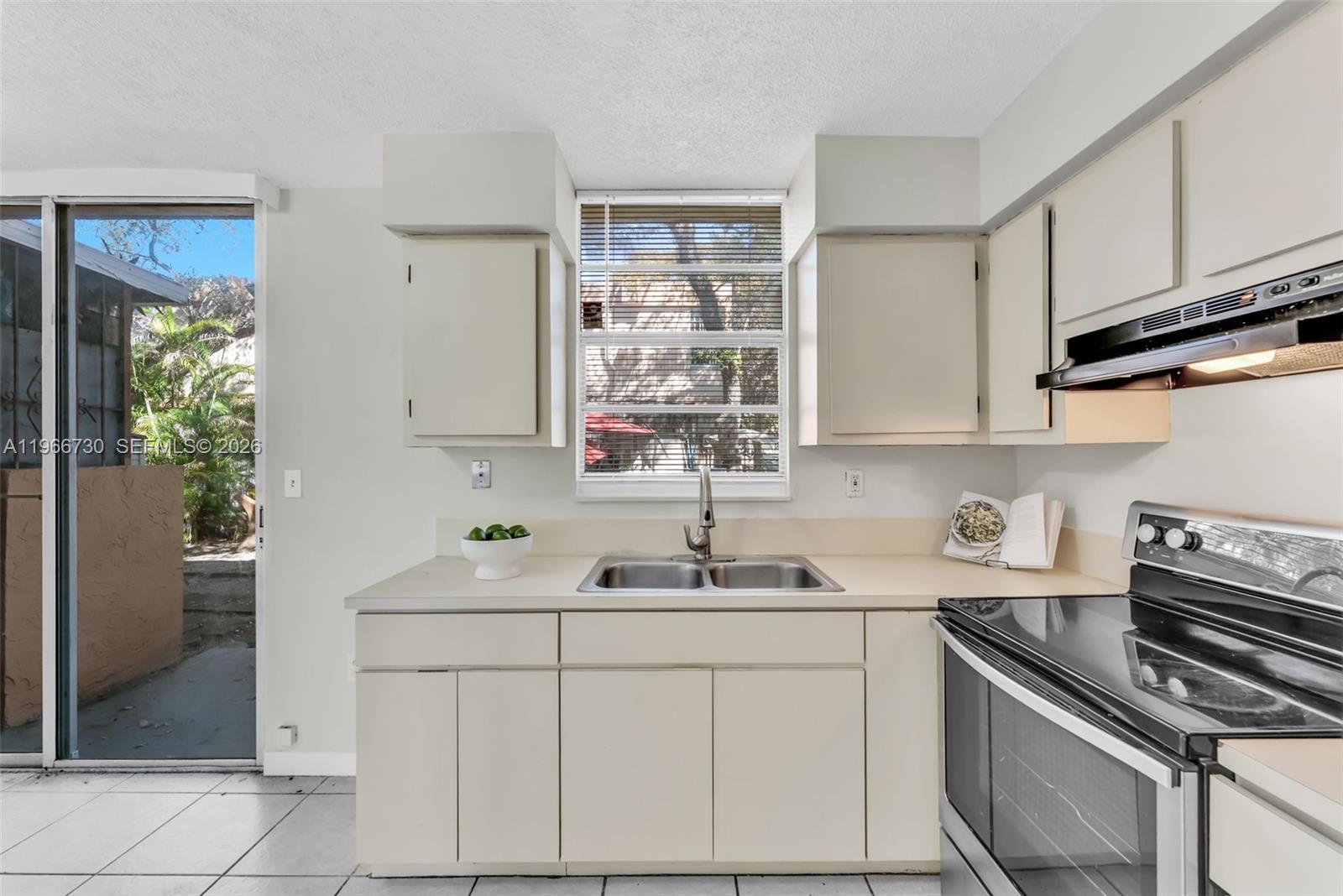 6149 SW 69th St #12 South Miami, FL 33143