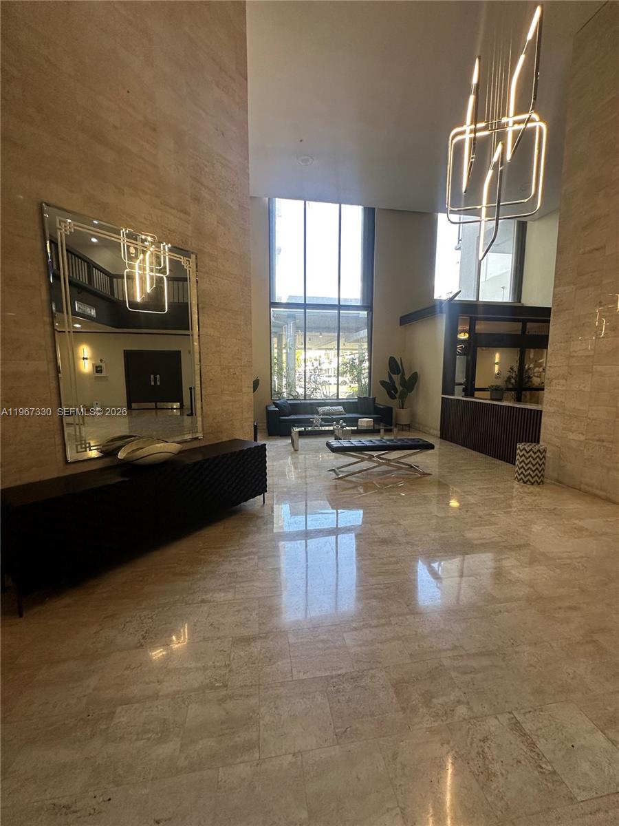 2750 NE 183rd St #PH07 Aventura, FL 33160
