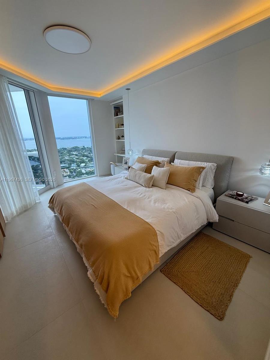 image Green Diamond8