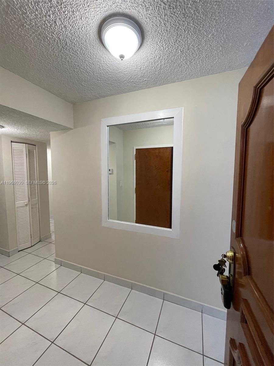 1350 SW 122nd Ave #212 Miami, FL 33184