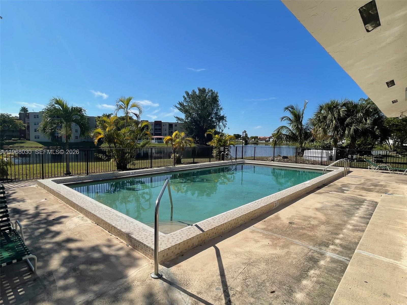 1350 SW 122nd Ave #212 Miami, FL 33184