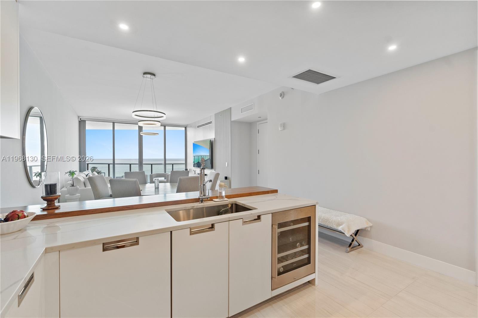 15701 Collins Ave #4003 Sunny Isles Beach, FL 33160