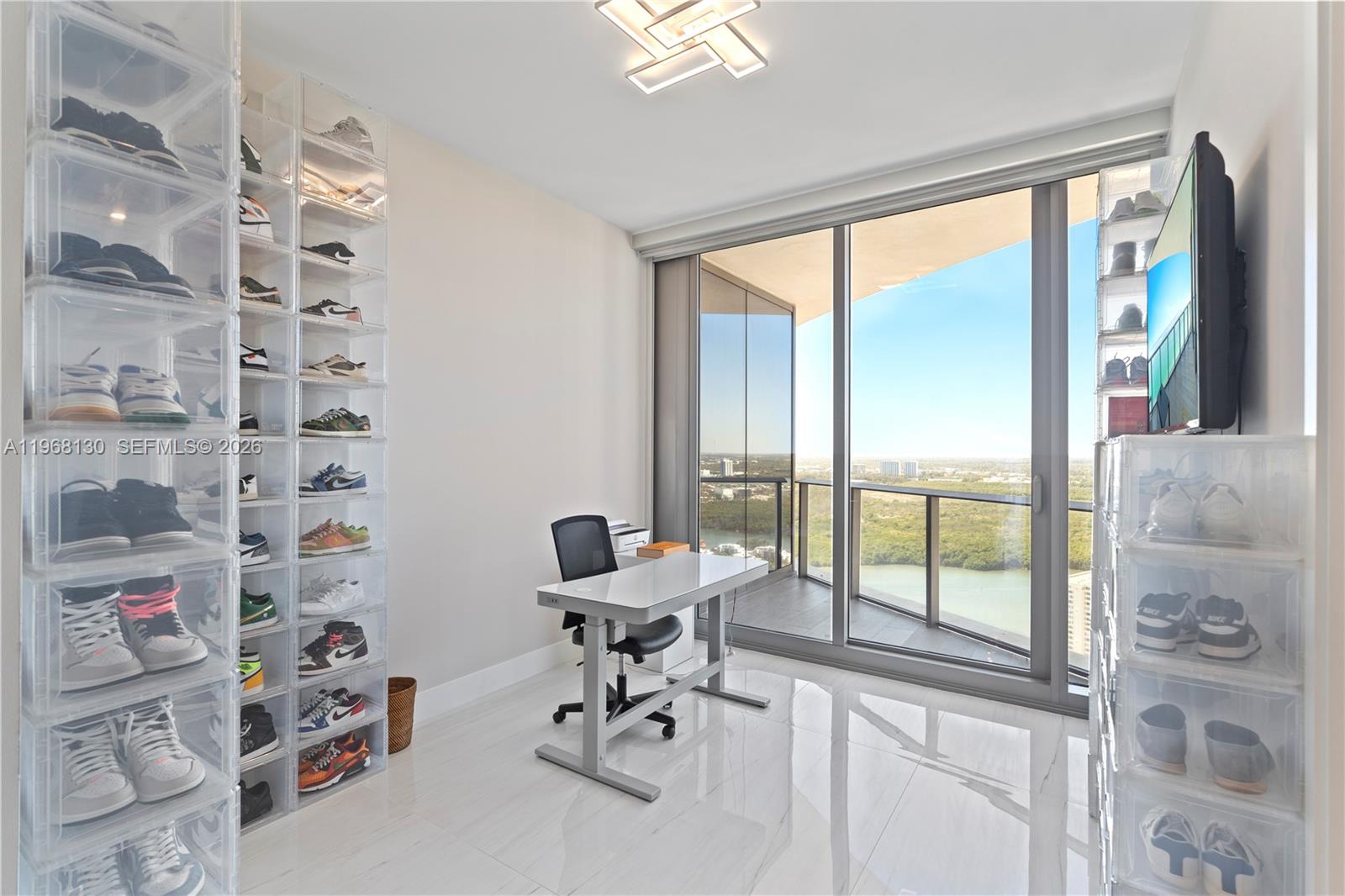 15701 Collins Ave #4003 Sunny Isles Beach, FL 33160