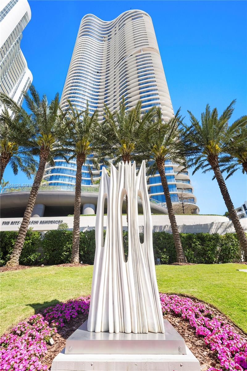 15701 Collins Ave #4003 Sunny Isles Beach, FL 33160