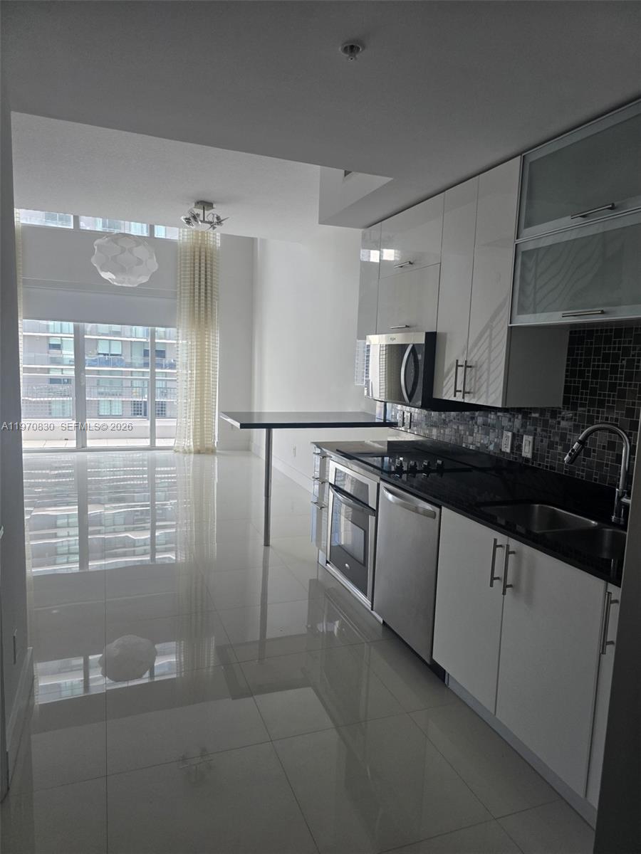 image Infinity at Brickell2