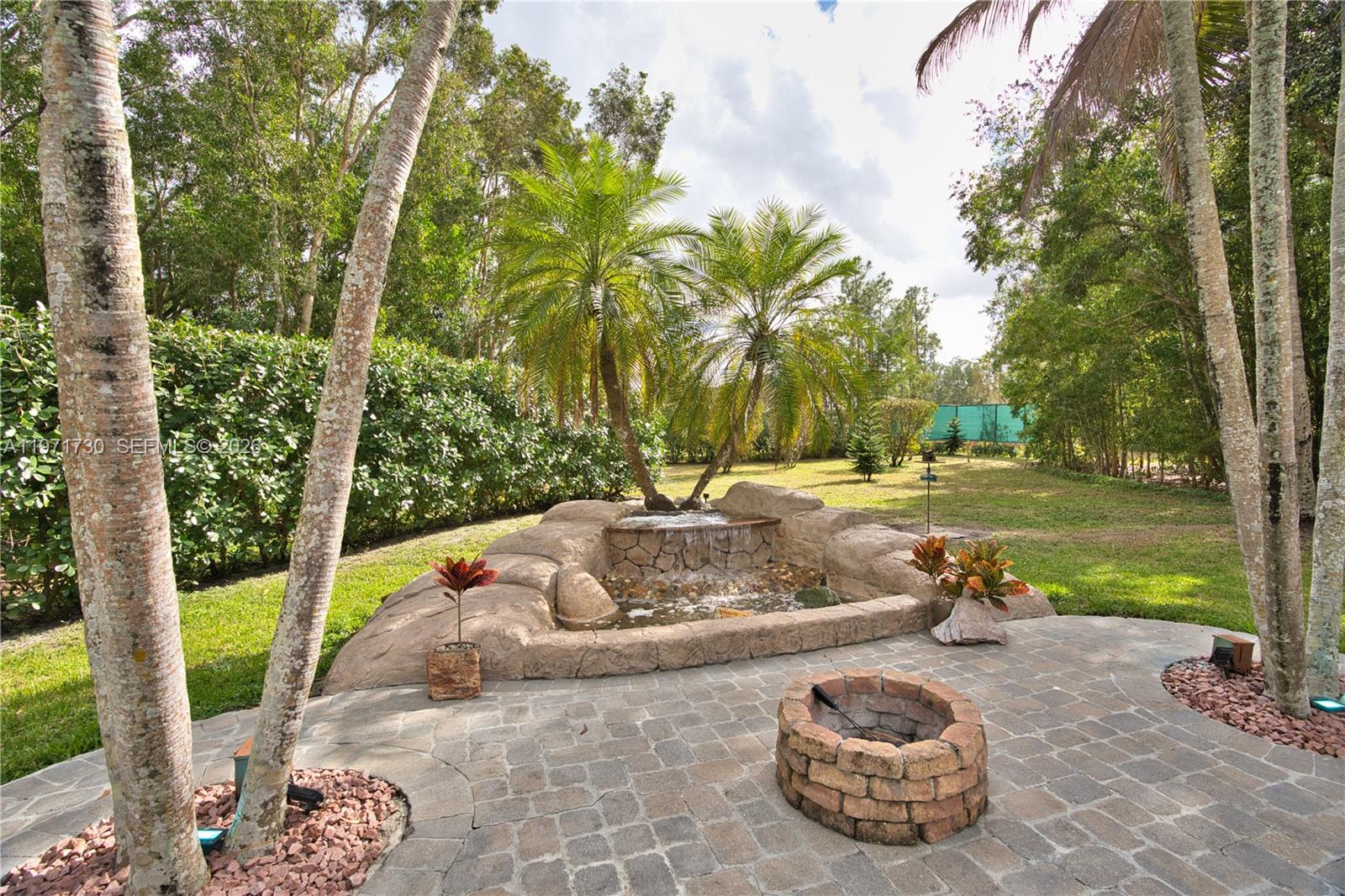 11576 N 153rd Ct N Jupiter, FL 33478