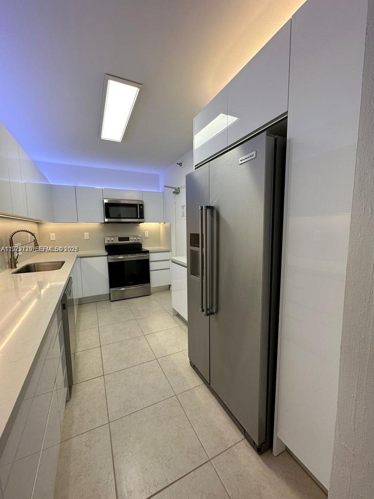 10185 Collins Ave #1103 Bal Harbour, FL 33154