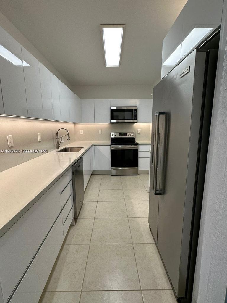 10185 Collins Ave #1103 Bal Harbour, FL 33154