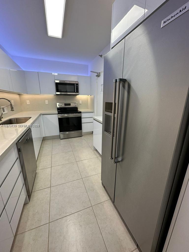 10185 Collins Ave #1103 Bal Harbour, FL 33154