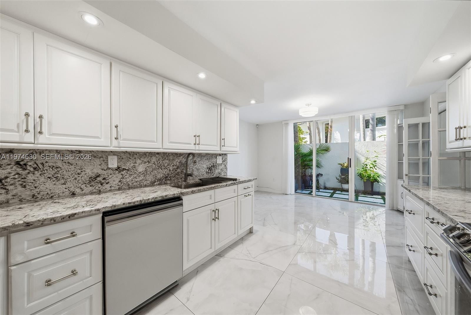 3785 NE 209th Ter Aventura, FL 33180