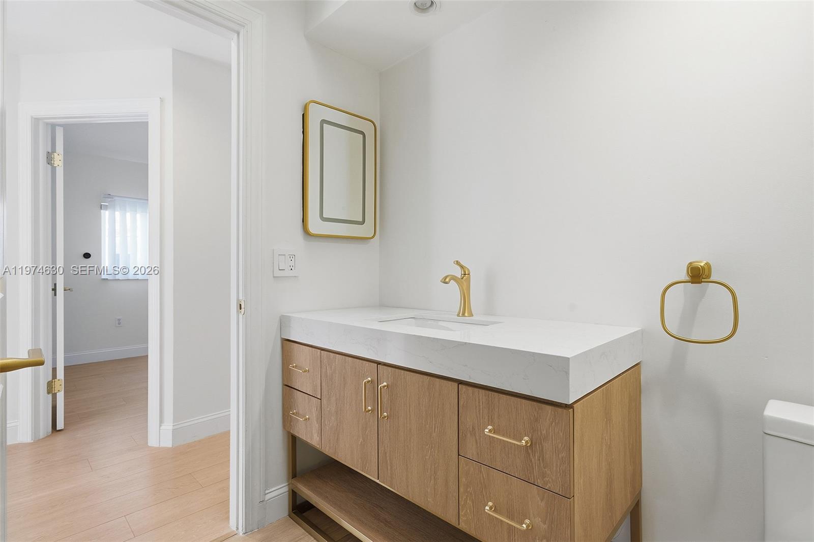 3785 NE 209th Ter Aventura, FL 33180