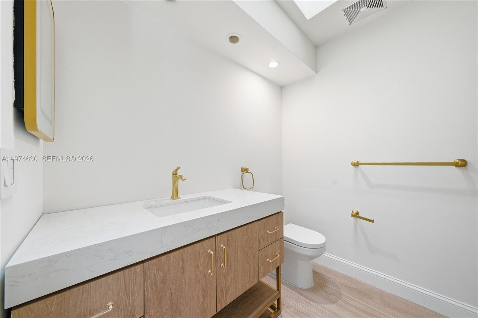 3785 NE 209th Ter Aventura, FL 33180