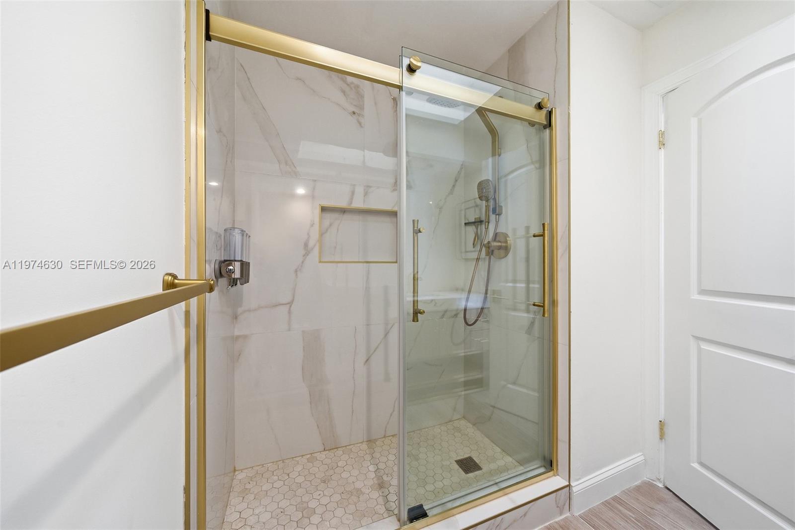 3785 NE 209th Ter Aventura, FL 33180