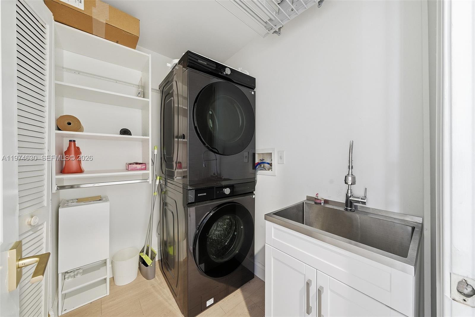 3785 NE 209th Ter Aventura, FL 33180