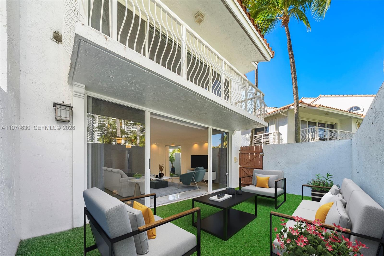 3785 NE 209th Ter Aventura, FL 33180