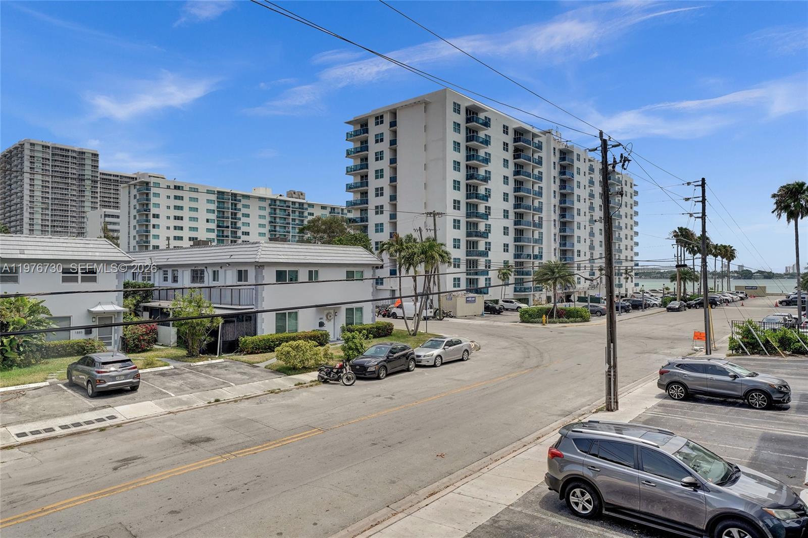 1880 S Treasure Dr #2G North Bay Village, FL 33141