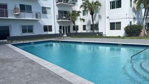 1880 S Treasure Dr #2G North Bay Village, FL 33141