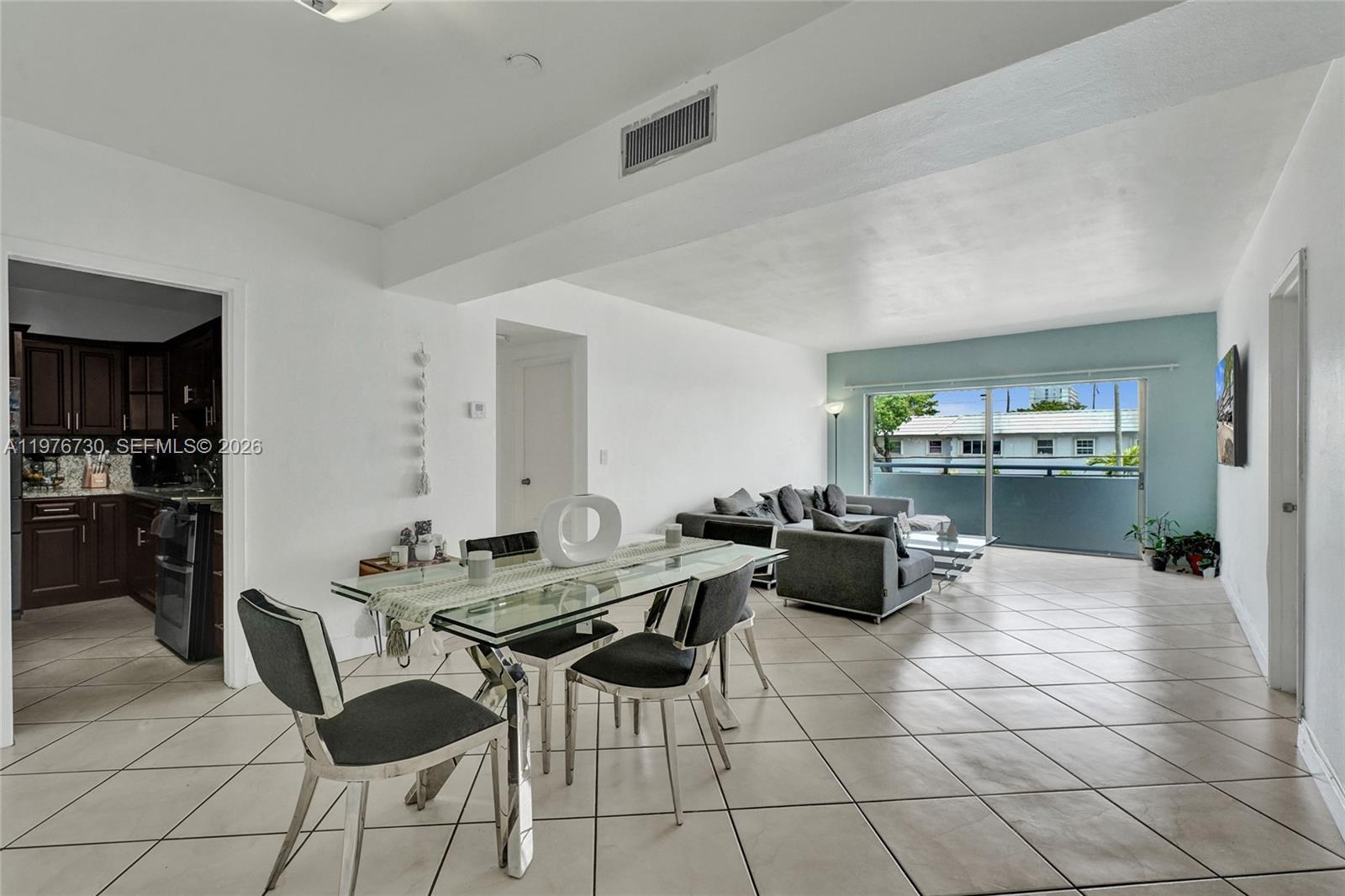 1880 S Treasure Dr #2G North Bay Village, FL 33141