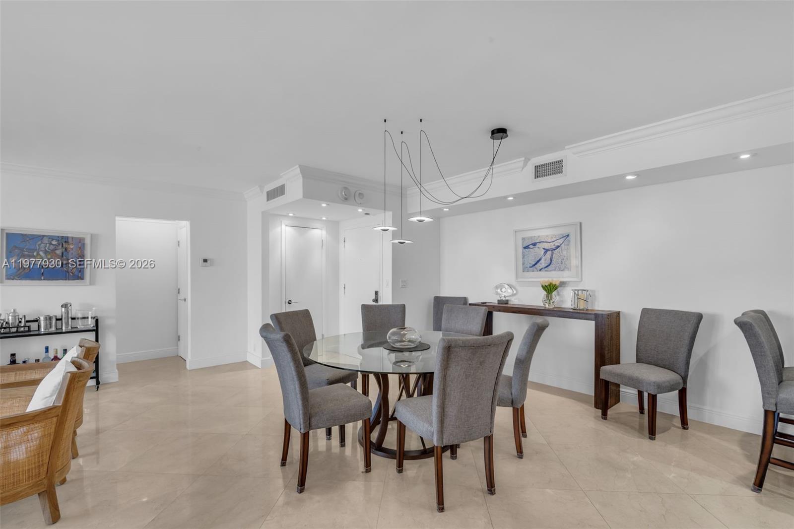 1121 Crandon Blvd #E1203 Key Biscayne, FL 33149