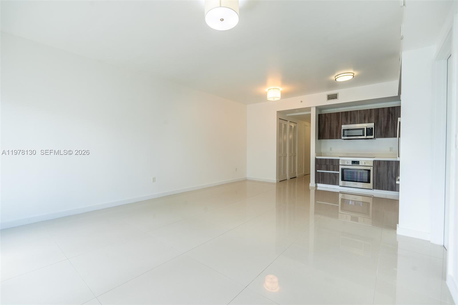 image Aria on the Bay9