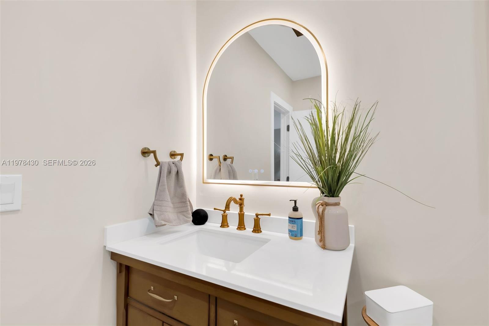 9305 SW 178th Ter Palmetto Bay, FL 33157