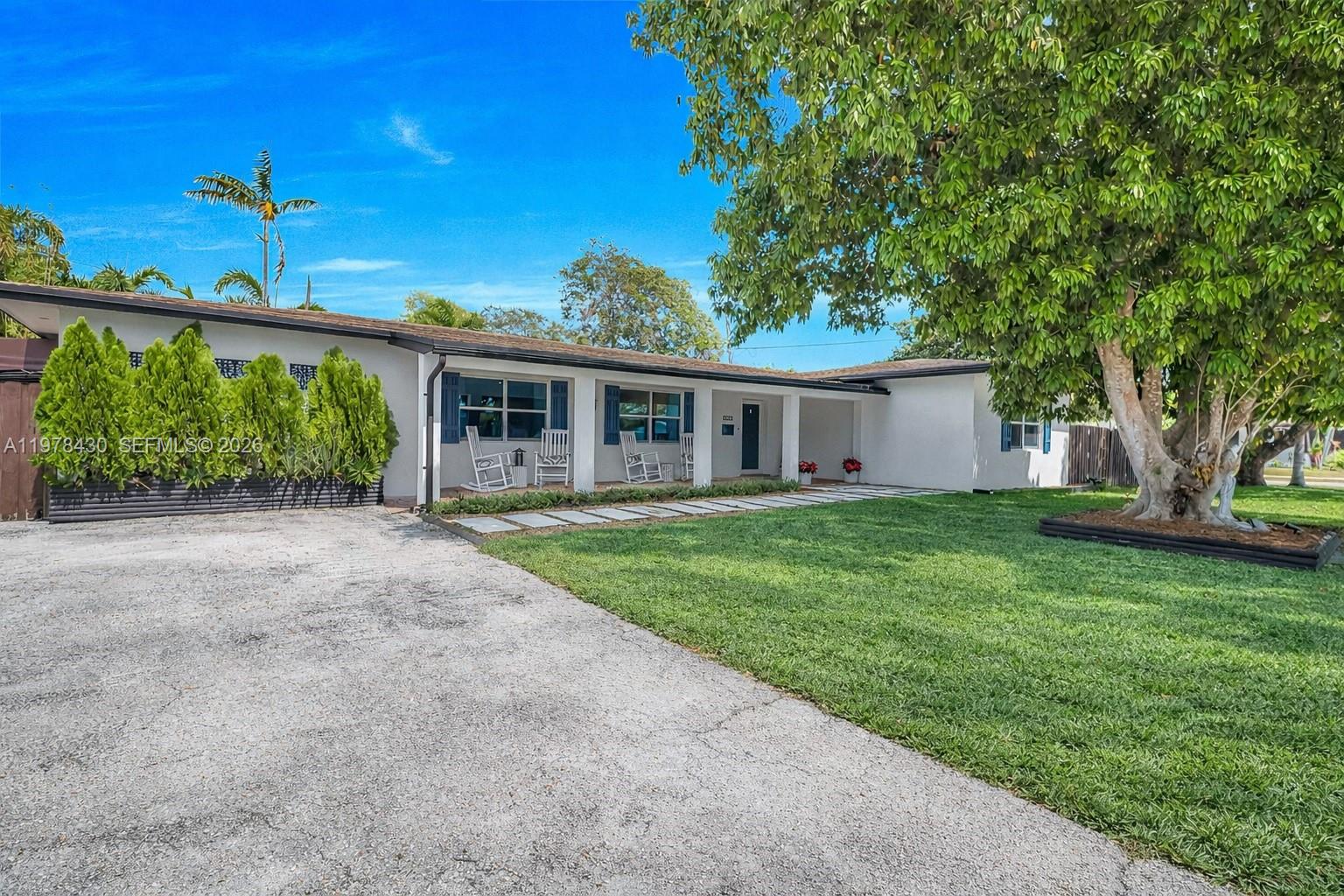 9305 SW 178th Ter Palmetto Bay, FL 33157