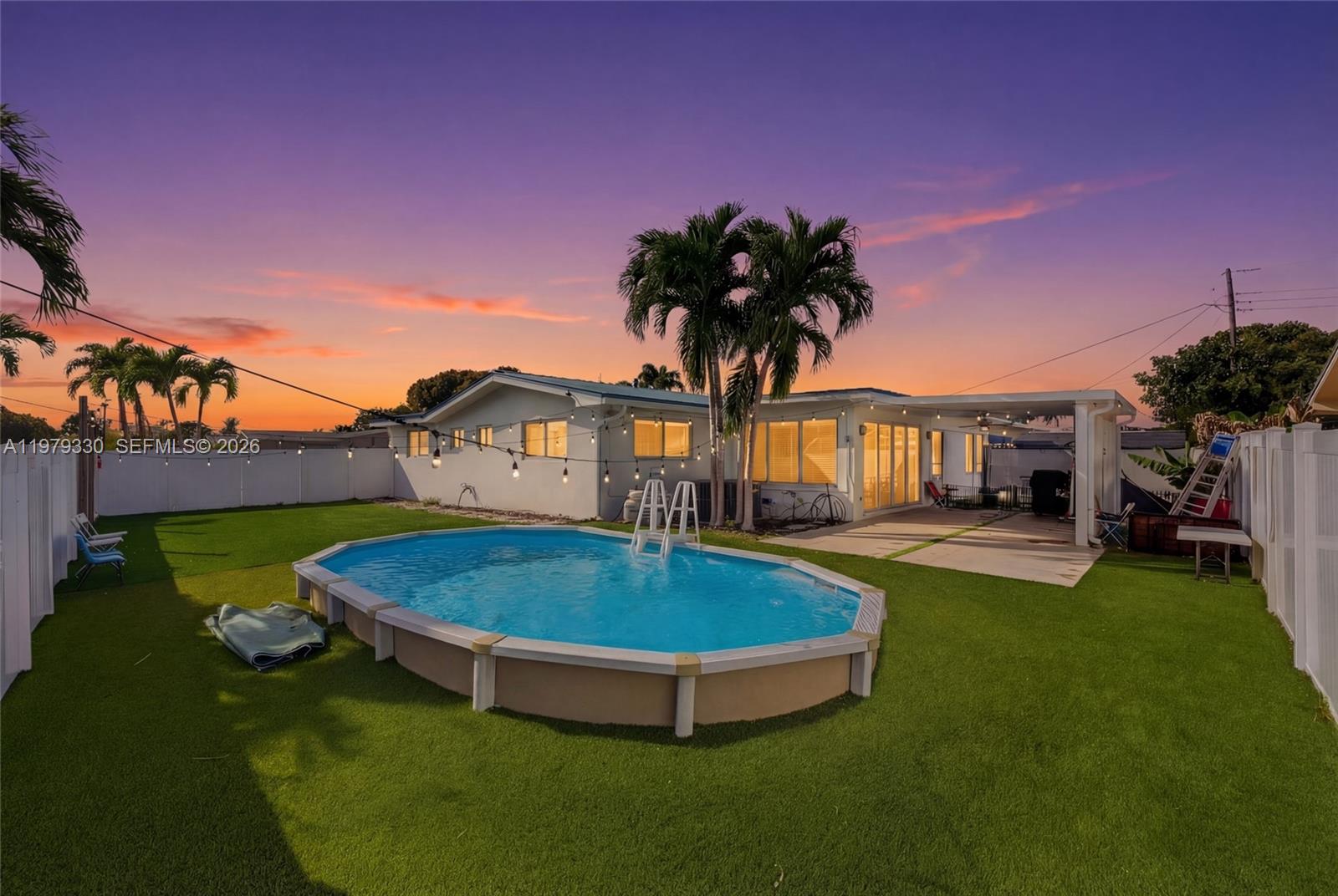 1101 NW 86th Ter Pembroke Pines, FL 33024