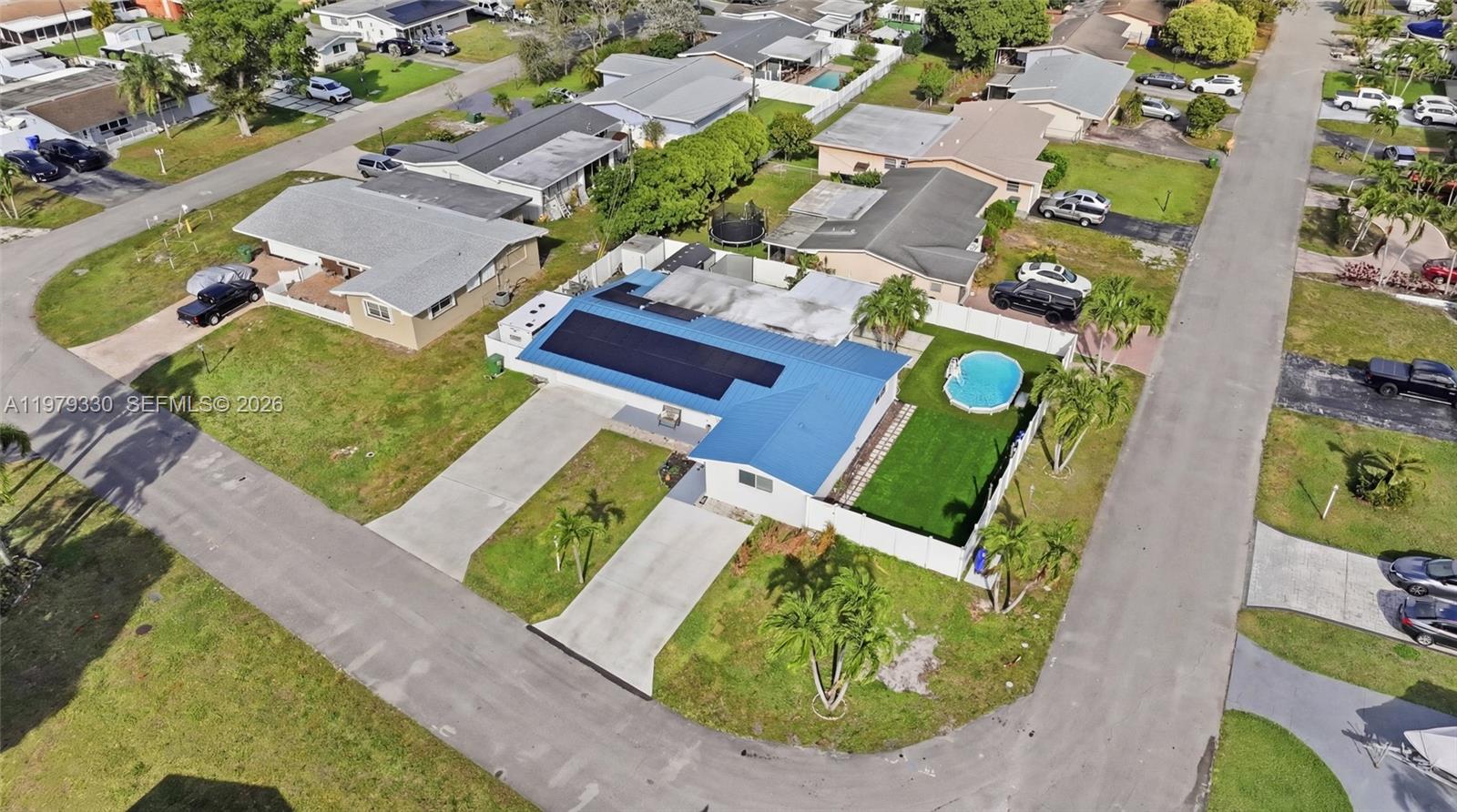 1101 NW 86th Ter Pembroke Pines, FL 33024