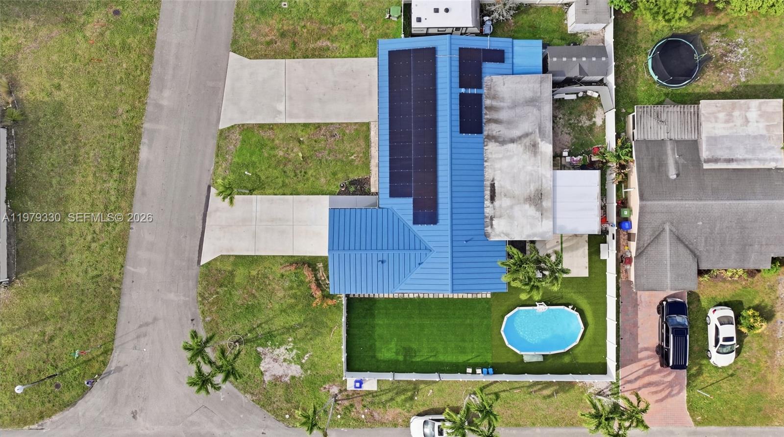 1101 NW 86th Ter Pembroke Pines, FL 33024