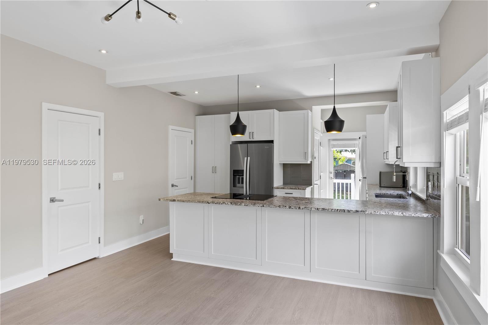 2434 SW 15th St Miami, FL 33145