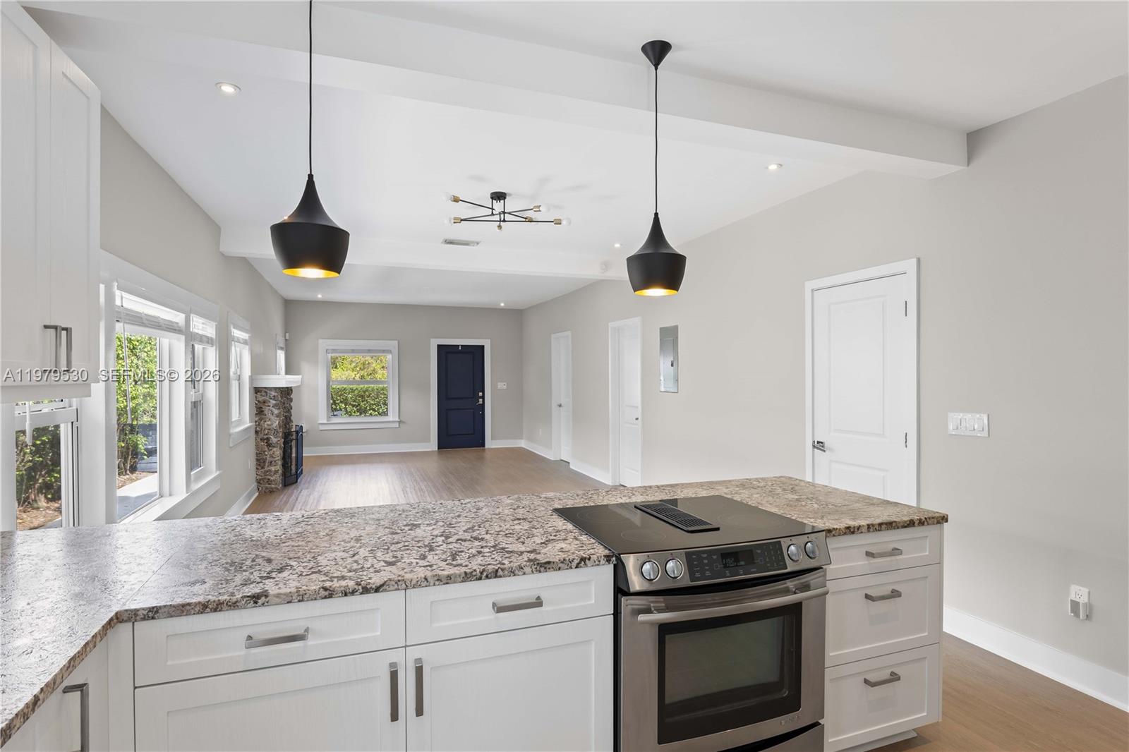 2434 SW 15th St Miami, FL 33145