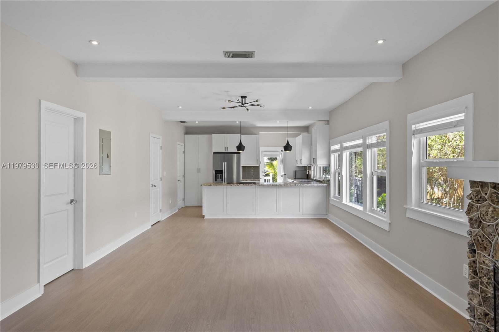 2434 SW 15th St Miami, FL 33145