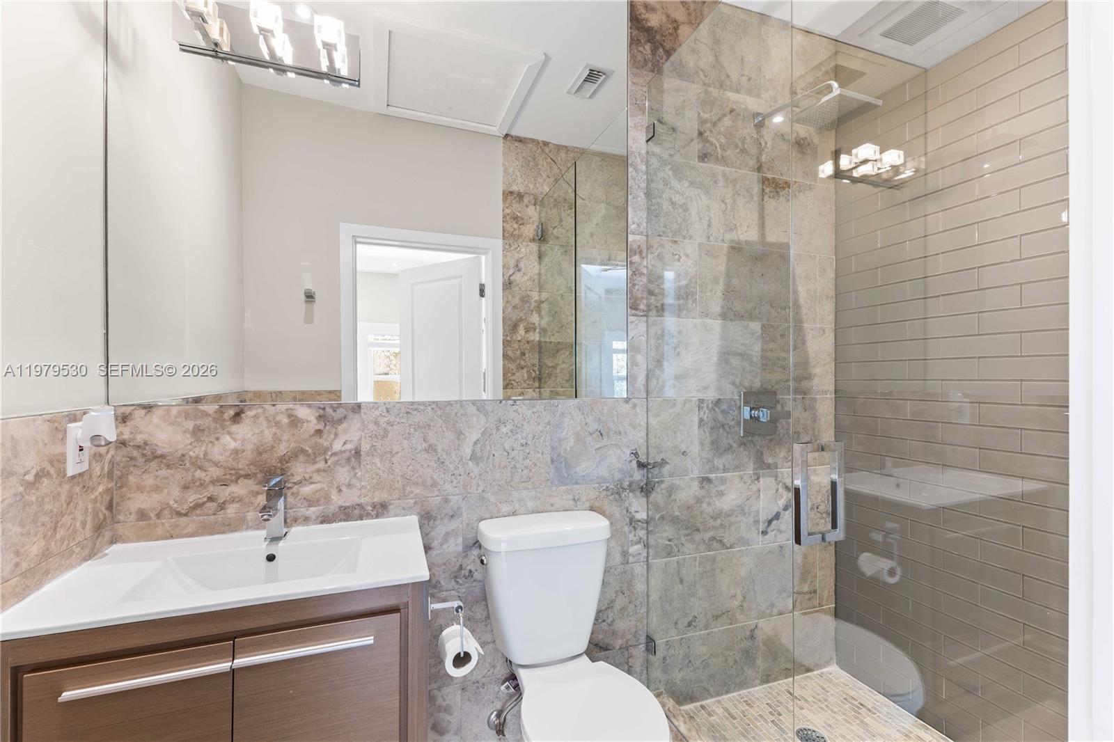 2434 SW 15th St Miami, FL 33145