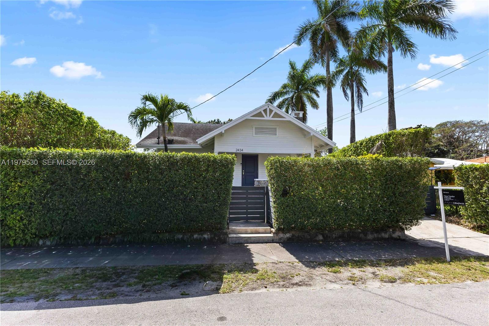 2434 SW 15th St Miami, FL 33145
