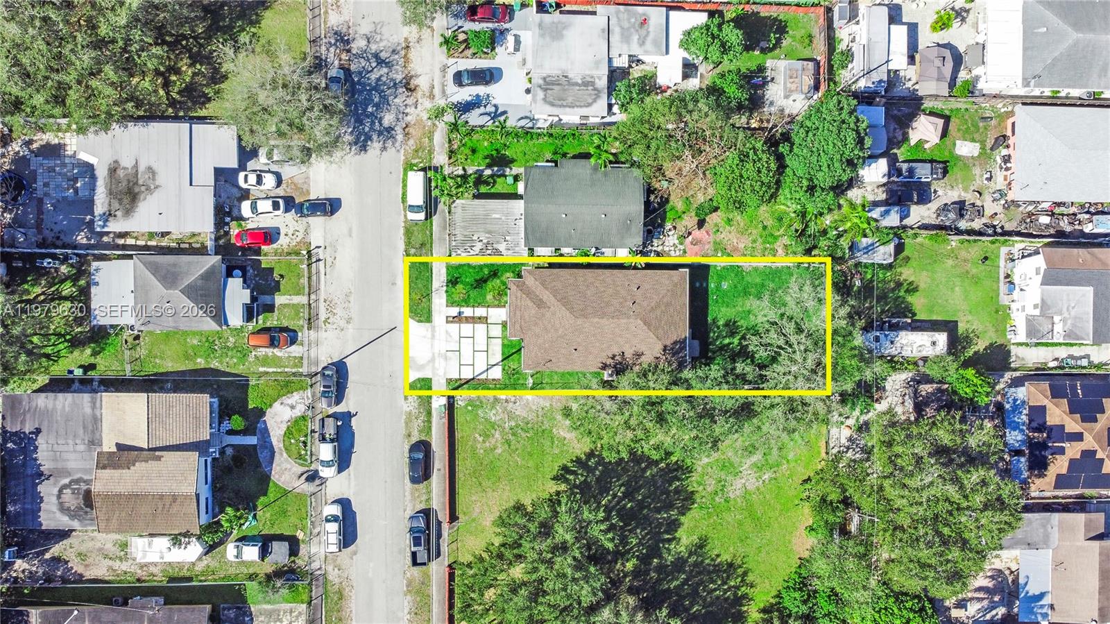 1735 NW 84th St Miami, FL 33147