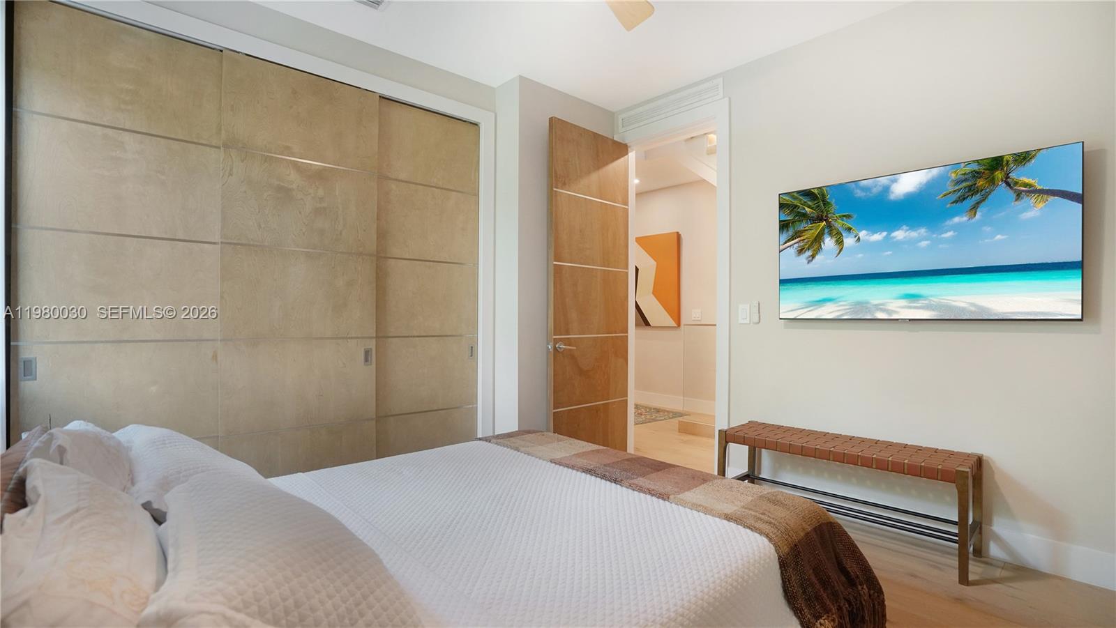 3075 Mary St Miami, FL 33133