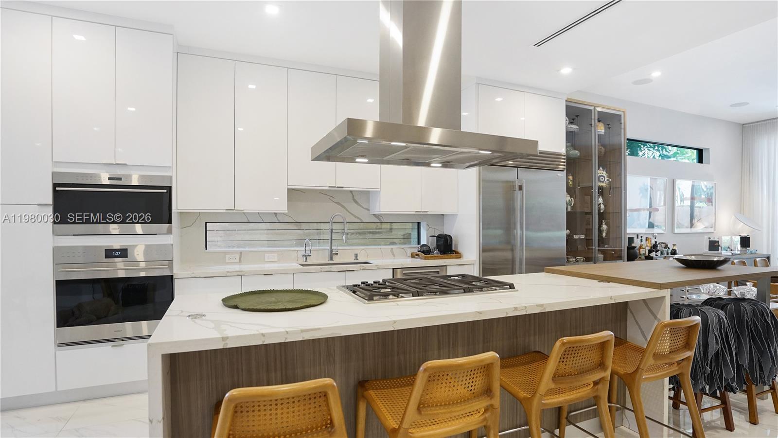 3075 Mary St Miami, FL 33133