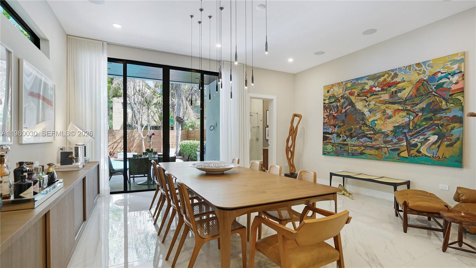 3075 Mary St Miami, FL 33133