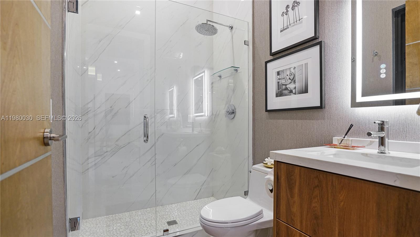 3075 Mary St Miami, FL 33133