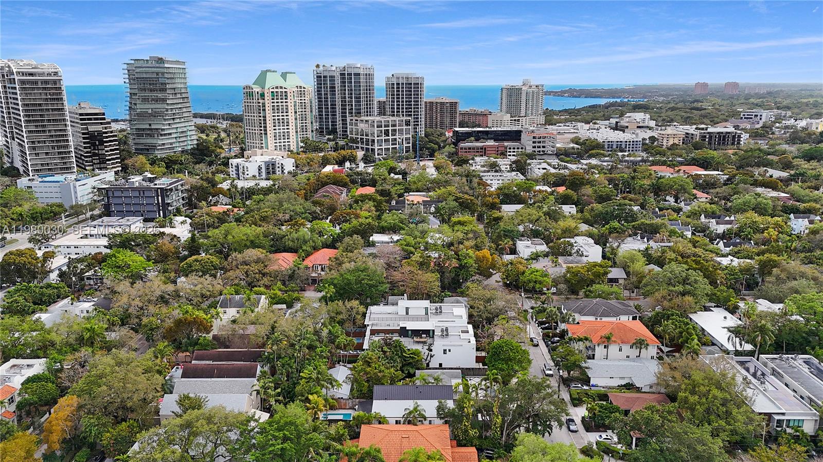 3075 Mary St Miami, FL 33133