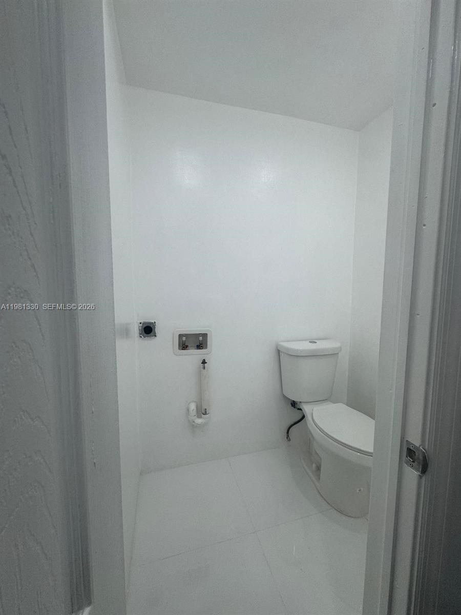 3642 NE 171st St #203 North Miami Beach, FL 33160