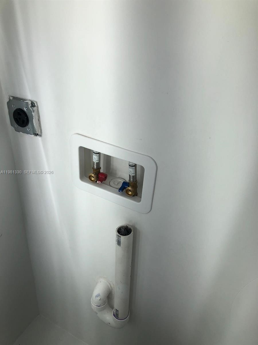 3642 NE 171st St #203 North Miami Beach, FL 33160